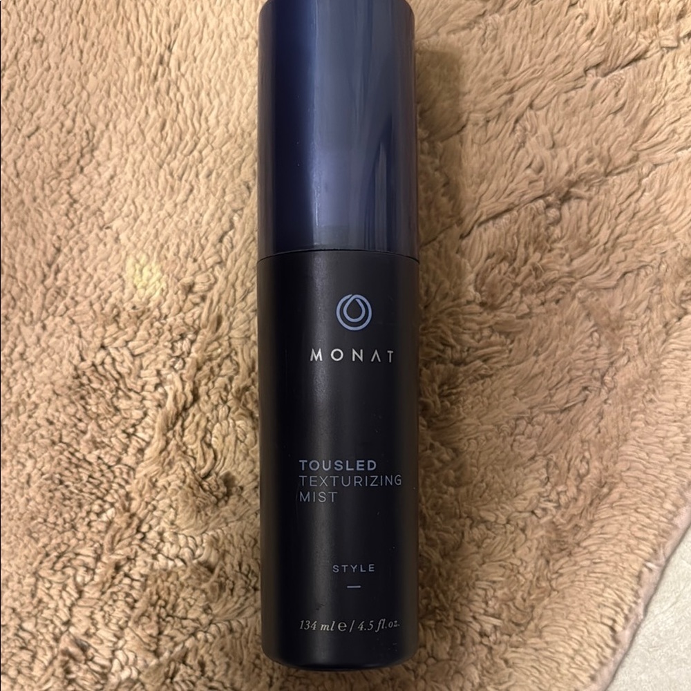 Monat Tousled Texturizing Mist
